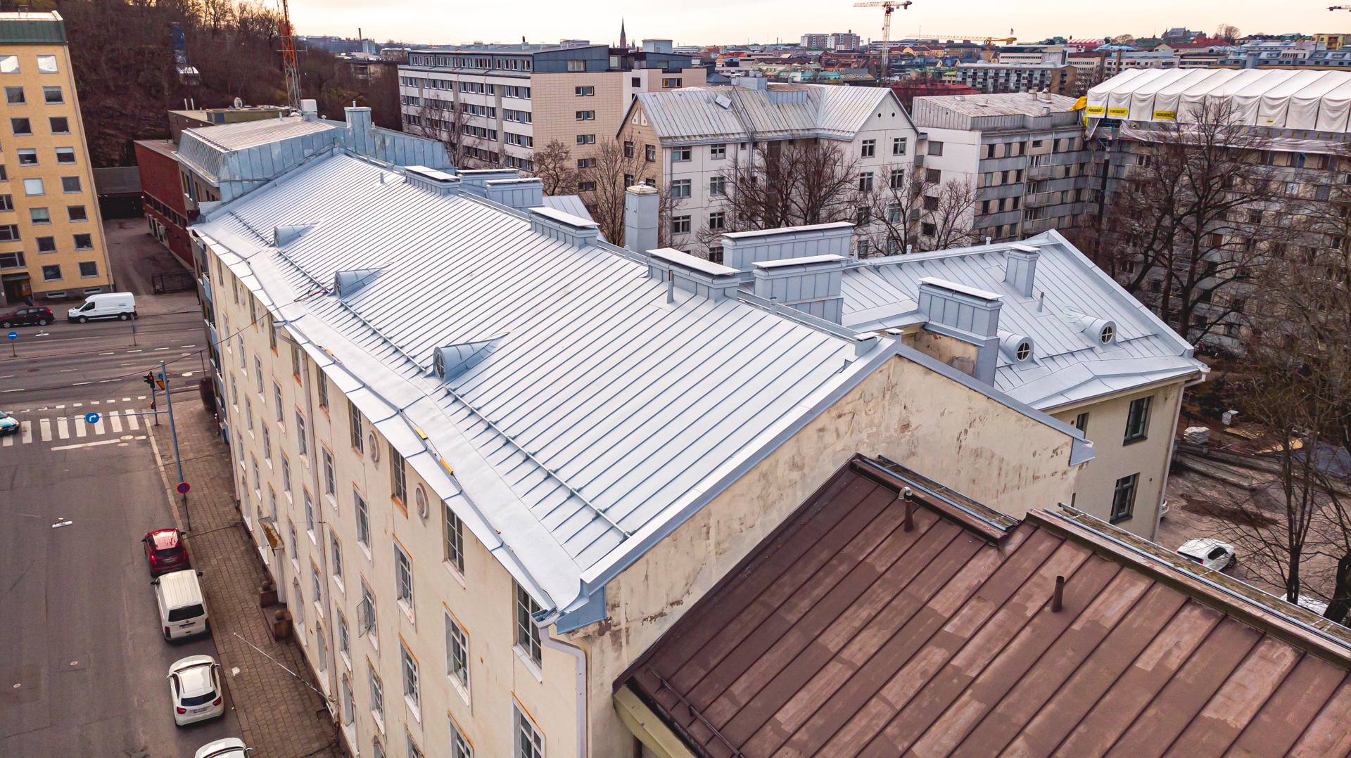 kattosaneeraus vähä-hämeenkatu